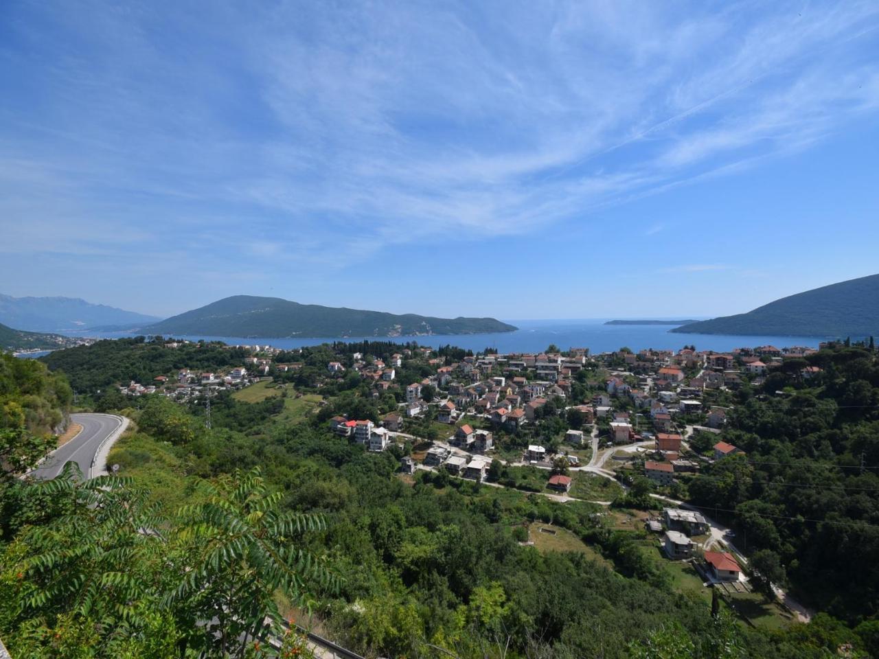 Apartments Popadic With Parking Herceg Novi Exterior foto